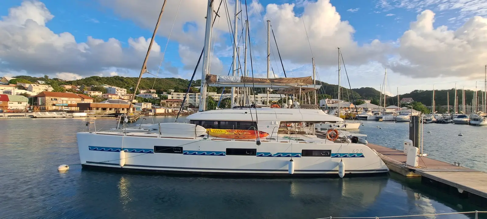 Marlena, Ship / port side
