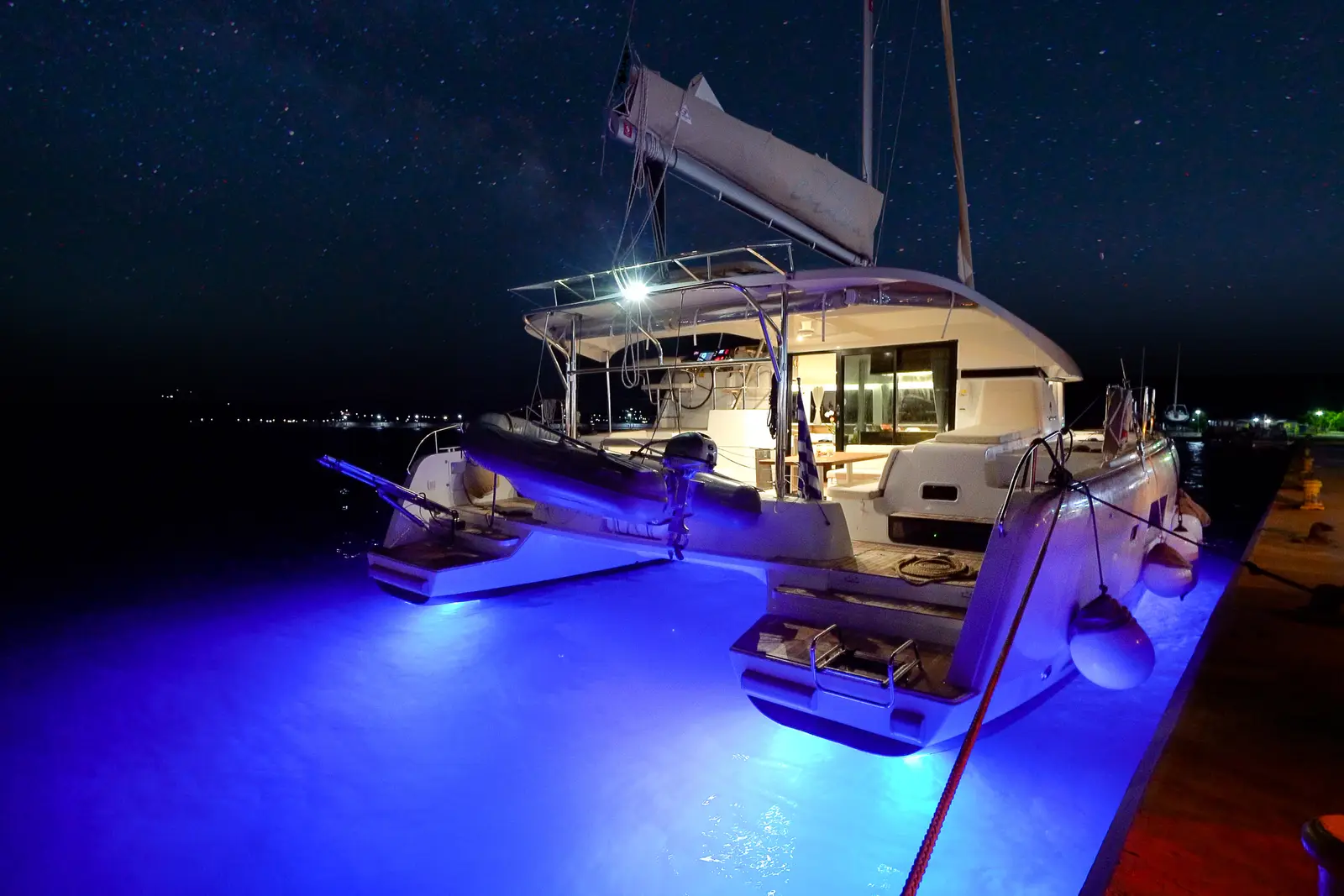 Catalina | A/C generator watermaker, photograph 9
