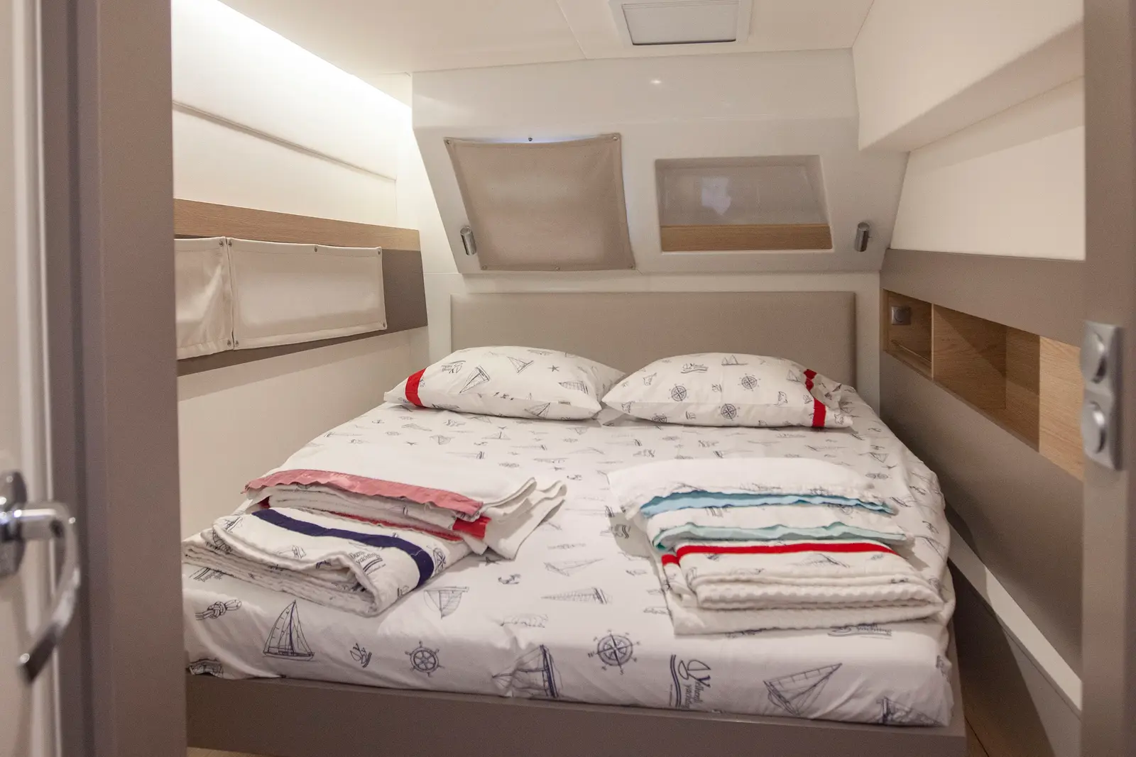 LeAndra, Aft Cabin (starboard side)