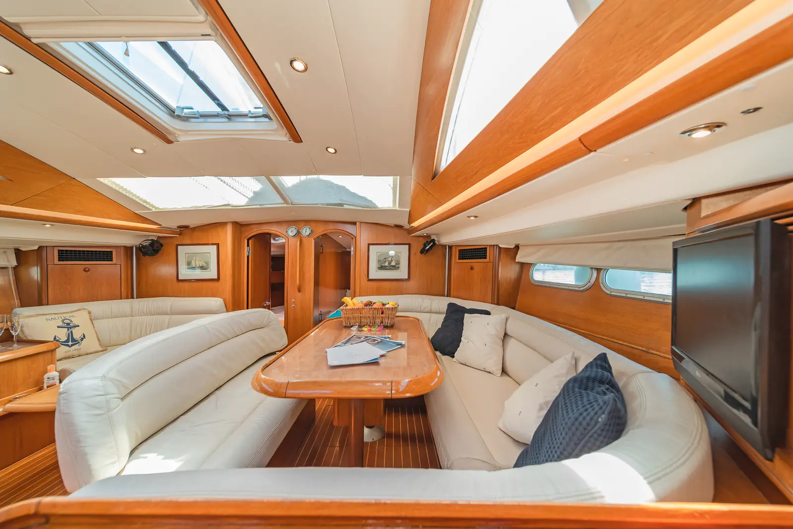 Veni  (ONLY SKIPPERED) , photograph 9