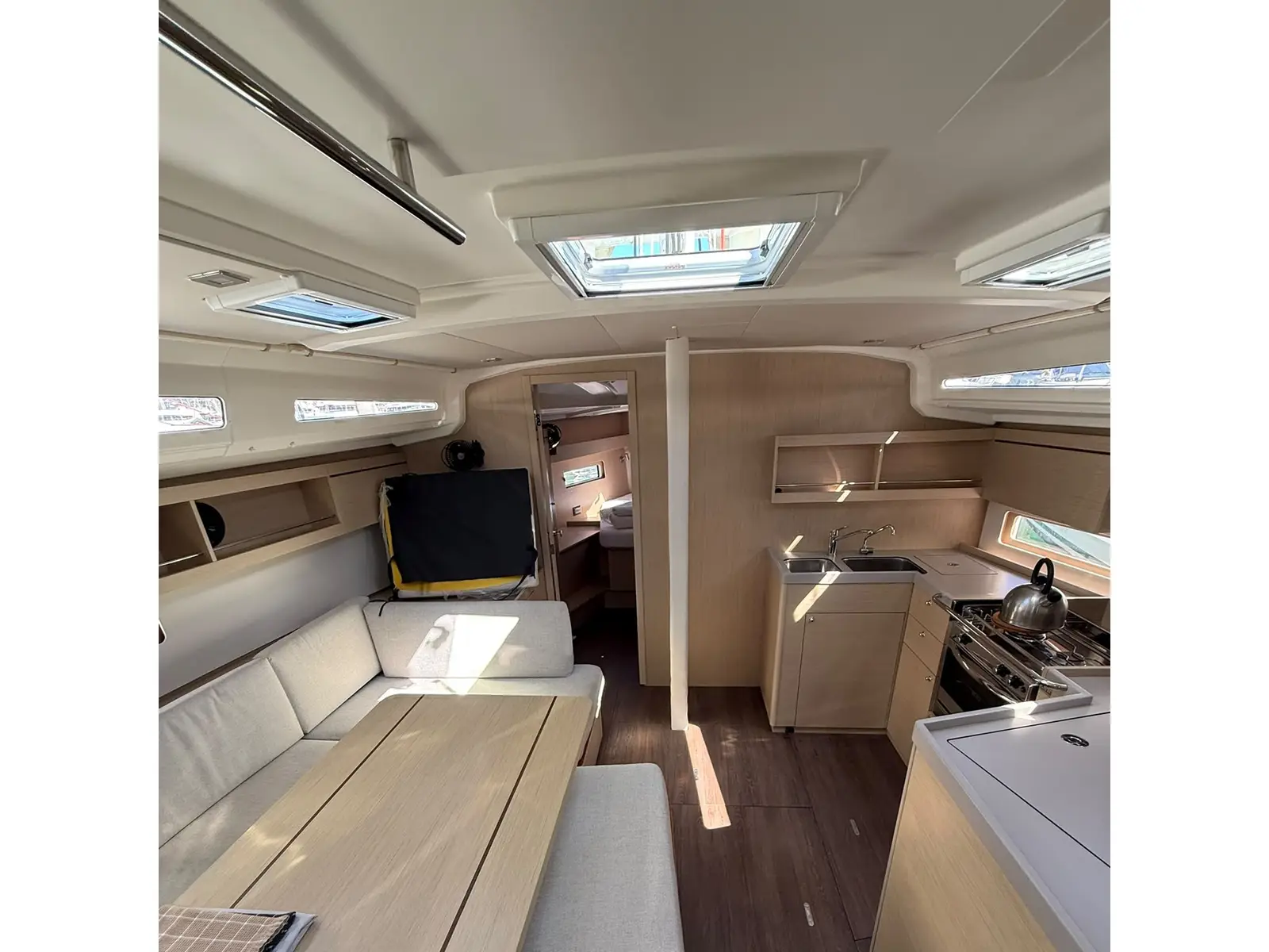 Rhea - Comfort line, Interior image