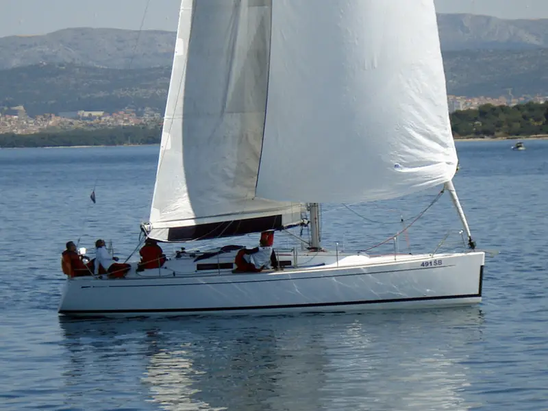 Sportski Vuk, Grand Soleil 37