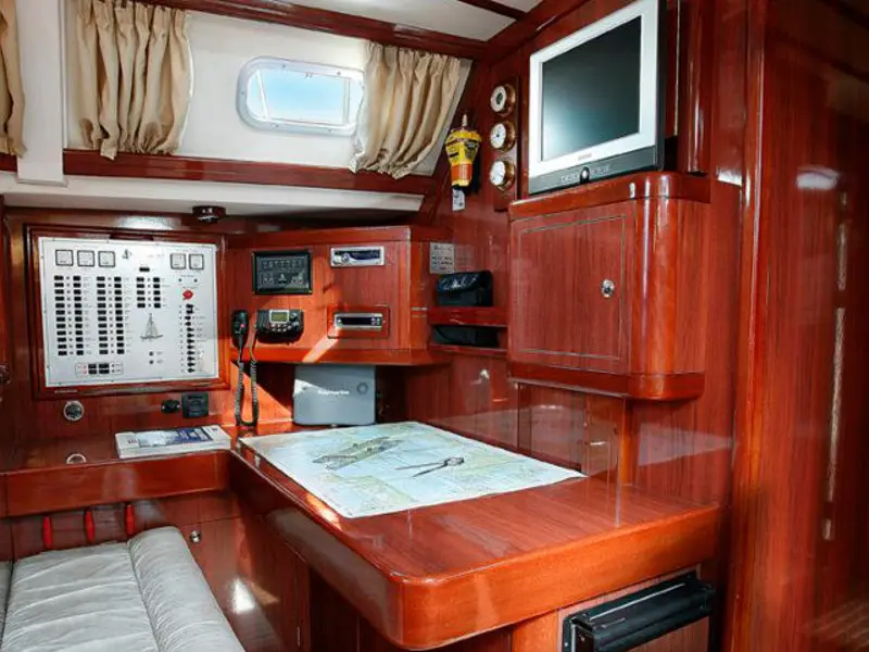 Katerina (58.4), interior