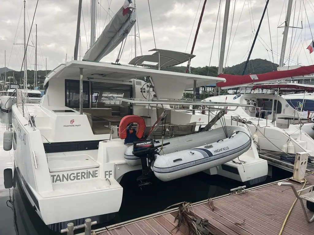 Tangerine, Main image