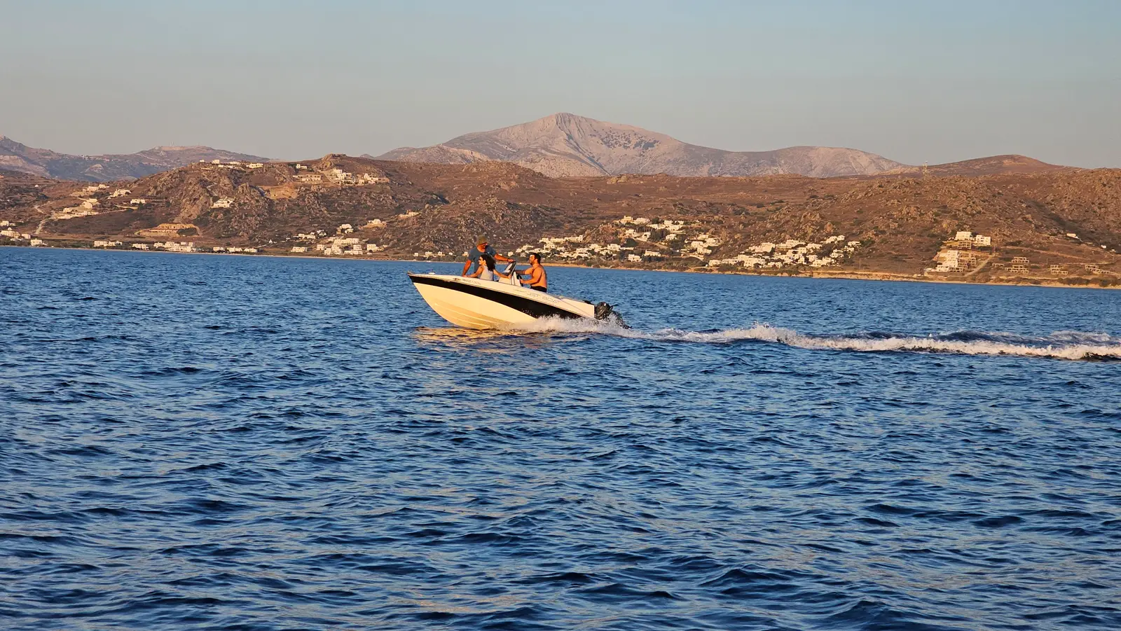 Milos I, foto 6