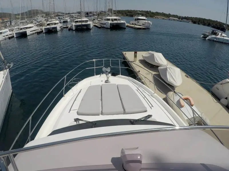 Brigadoon, Prestige 420 Fly