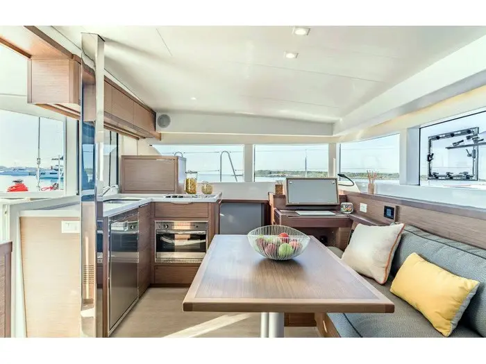 Sail Agena, Interior image