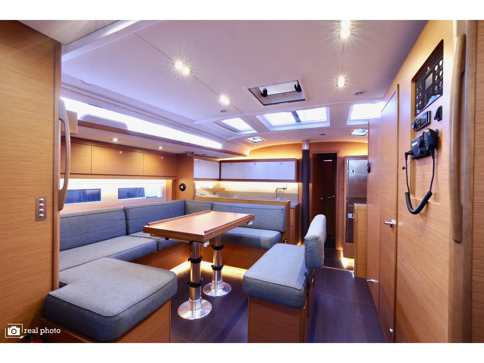 Thea - A/C, Generator, Water maker, Solar Panel, Interior image