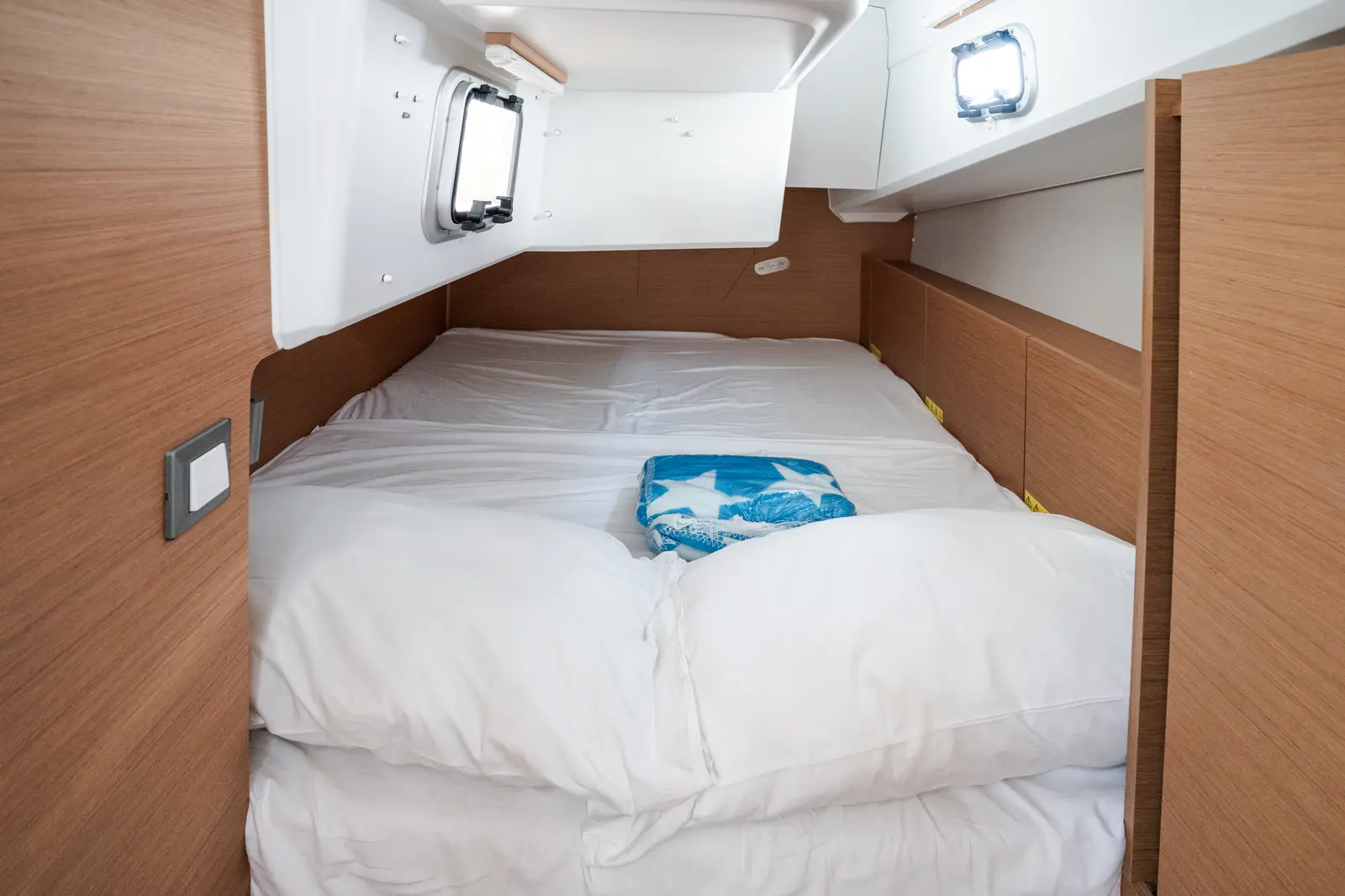 Phoenix - Comfort line, Cabin