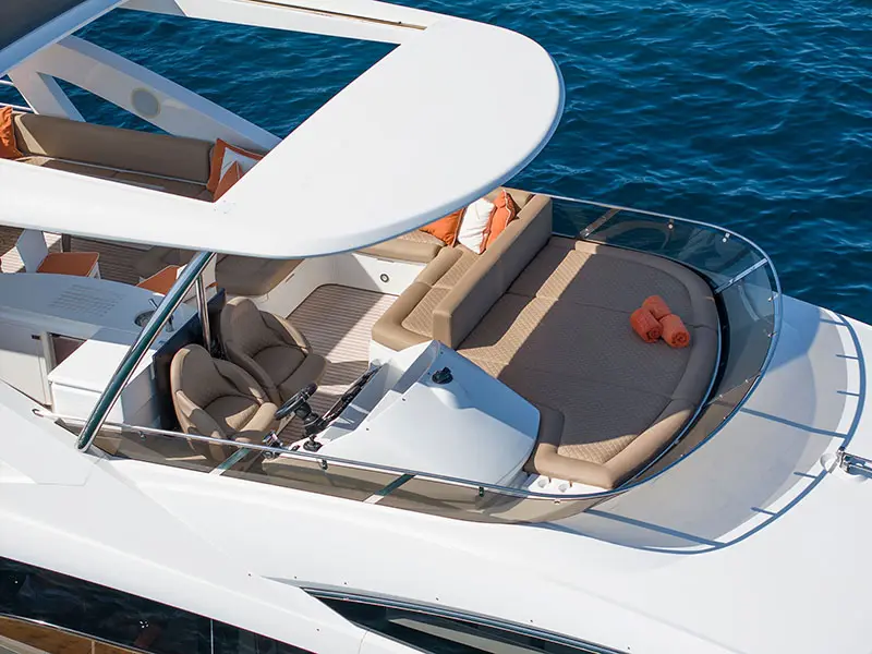 Goldeneye, Sunseeker Manhattan 73