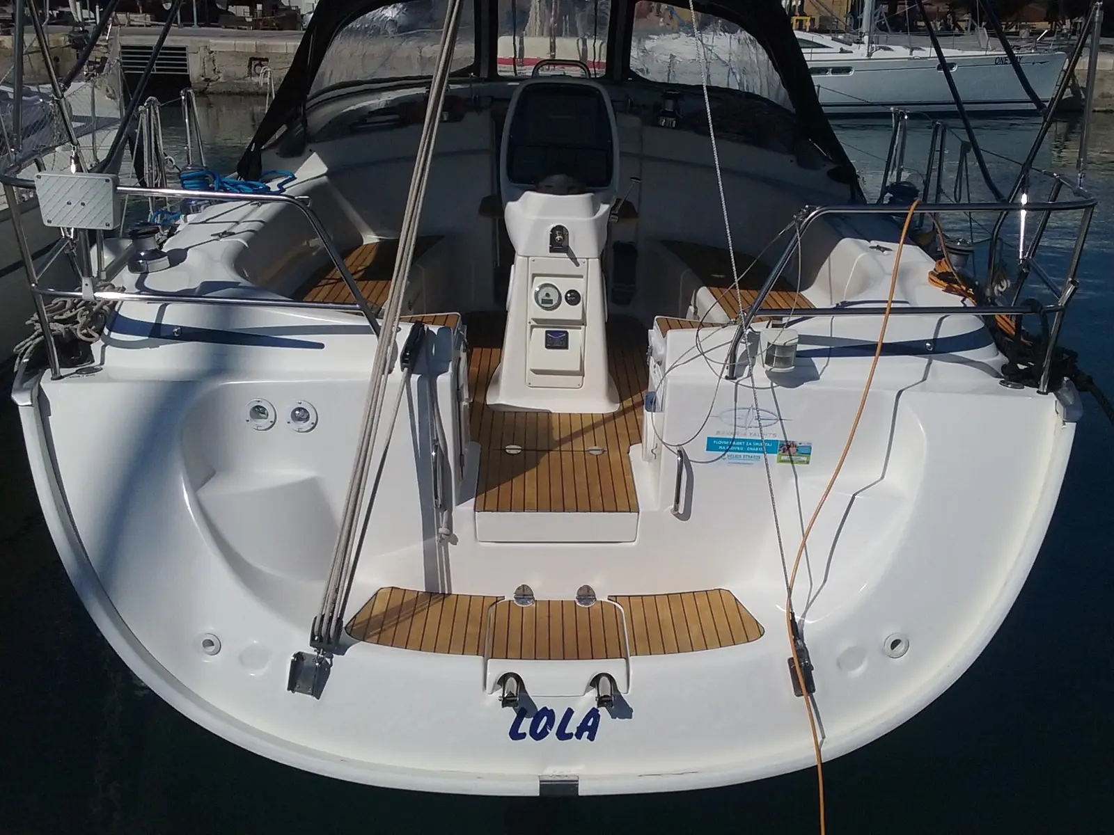 LOLA, Bavaria 39 Cruiser