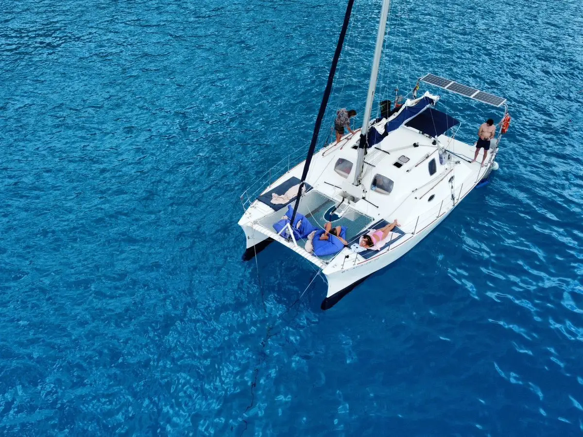 Maui, Main image