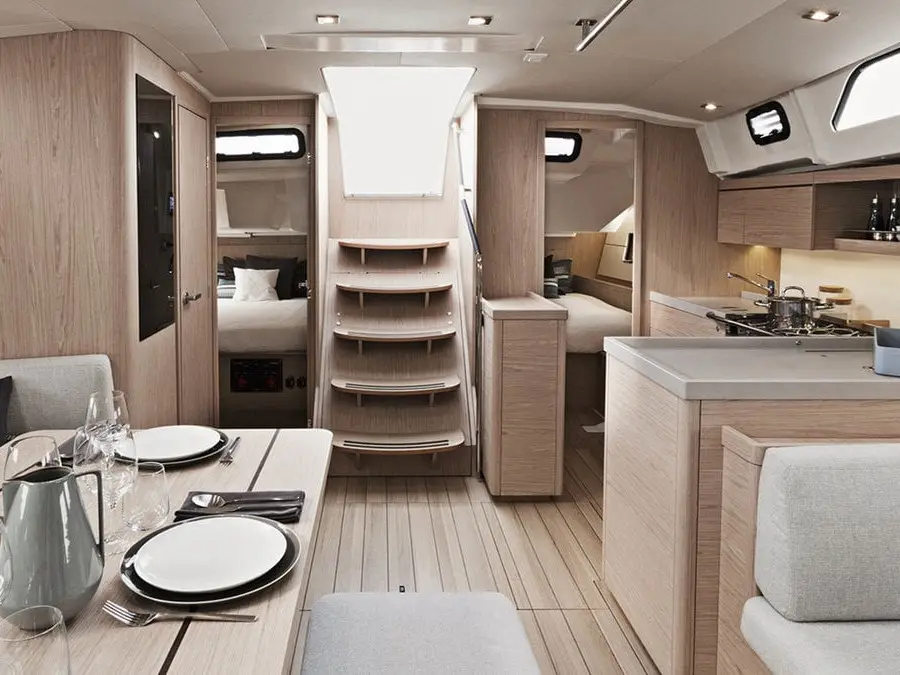 Sunsail 46.4 Classic, Interior image