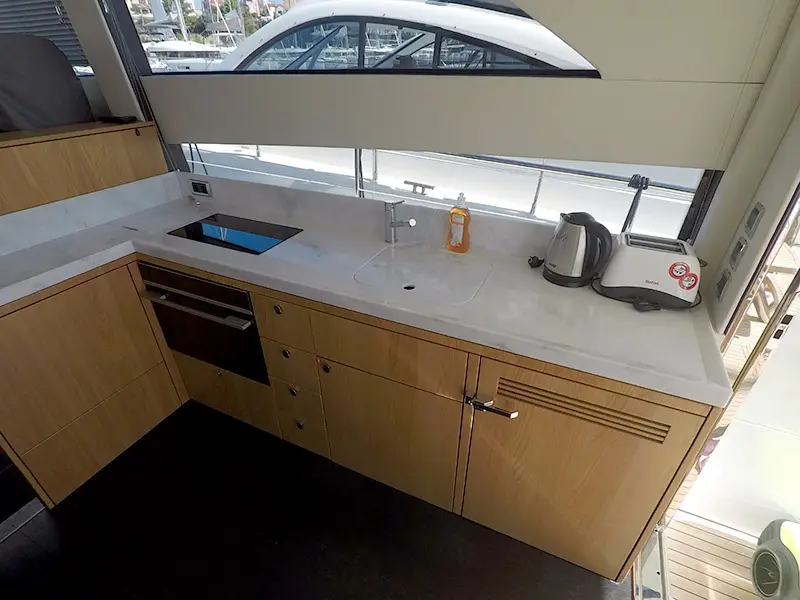 Get Lucky, Fairline Squadron 50