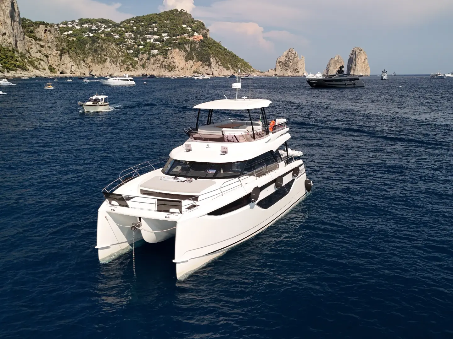 Lady Francy, Main image