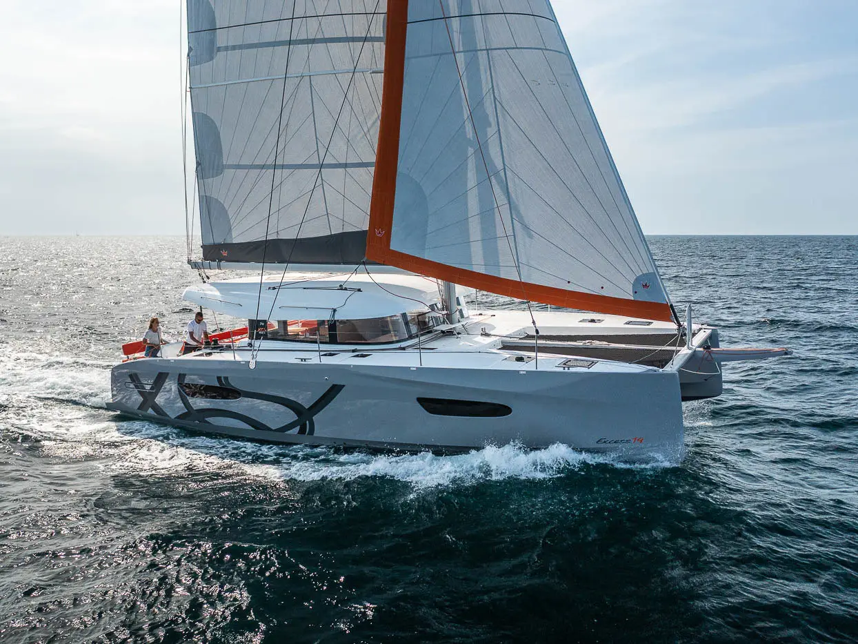 Gladis, Main image