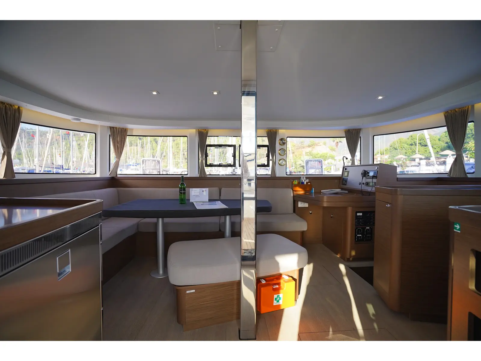 Little Dream, Interior image