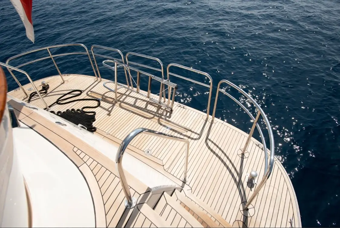 SEA BREEZE II, photograph 7