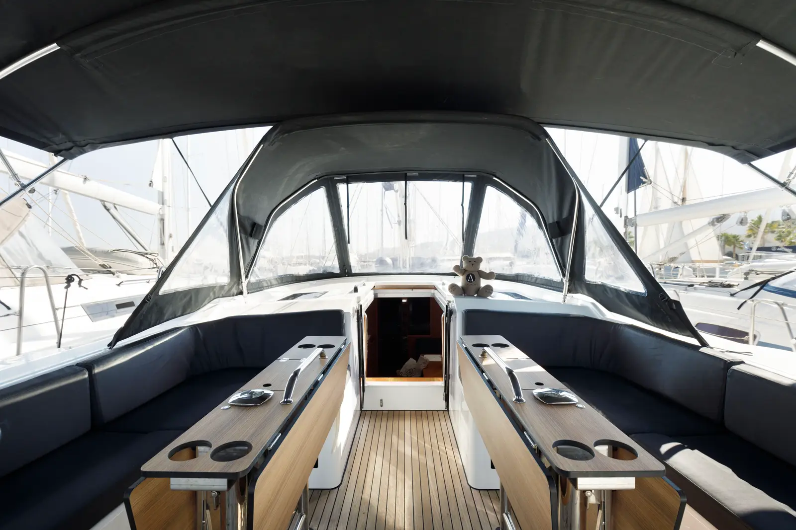Captain Melianos, photograph 17