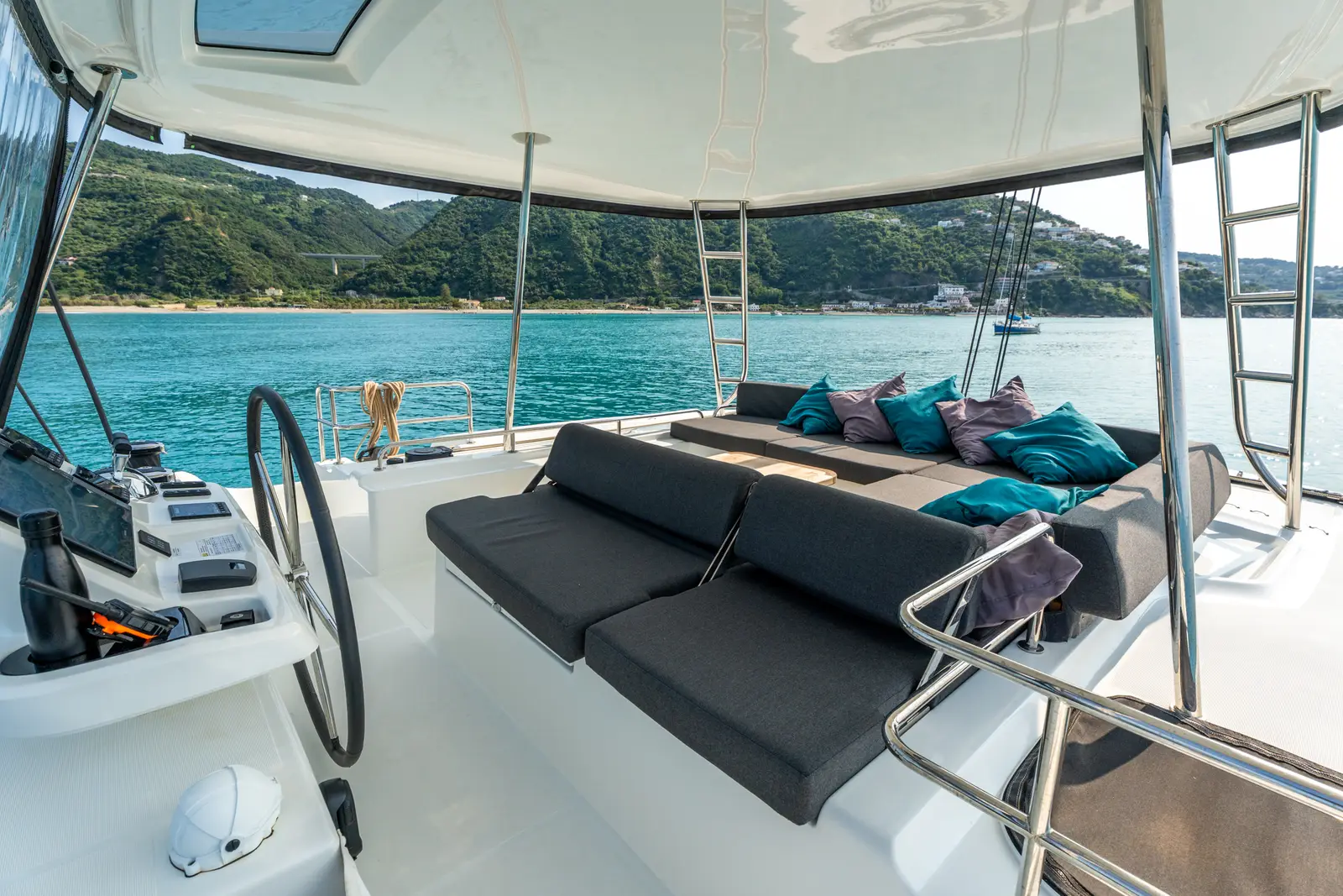 Paco - Premium line , Flybridge