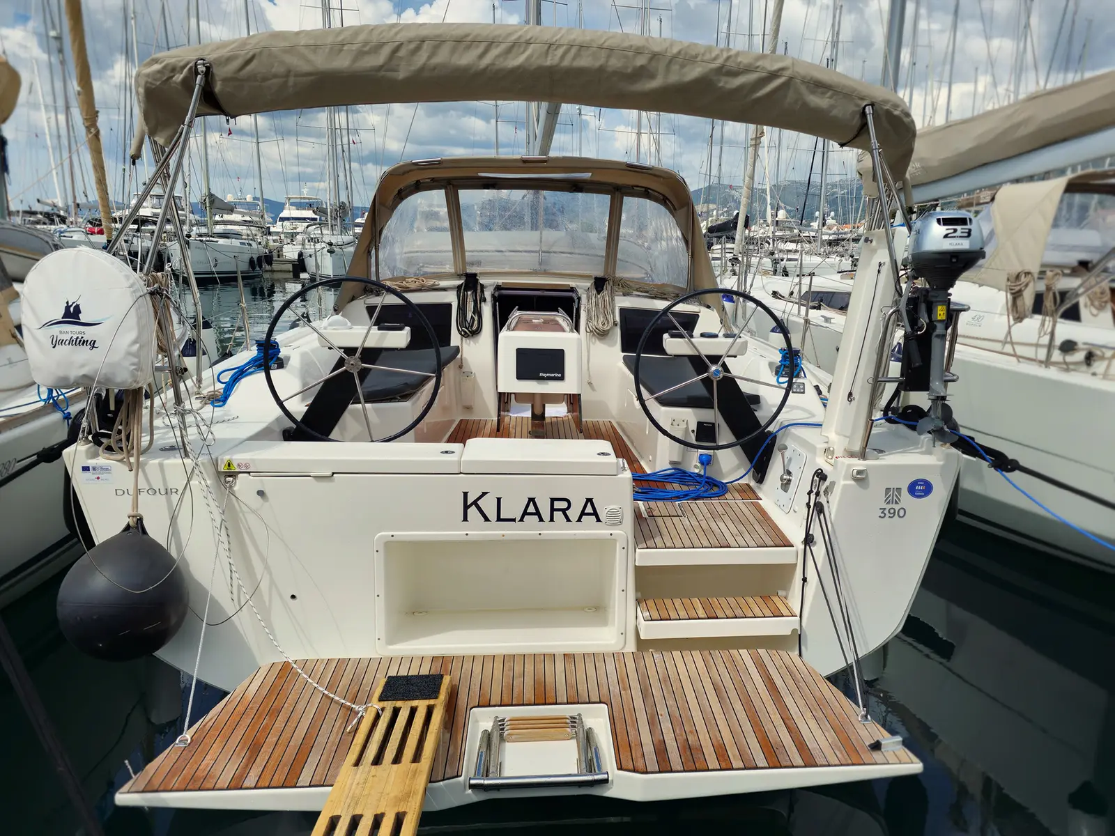 Klara, Main image