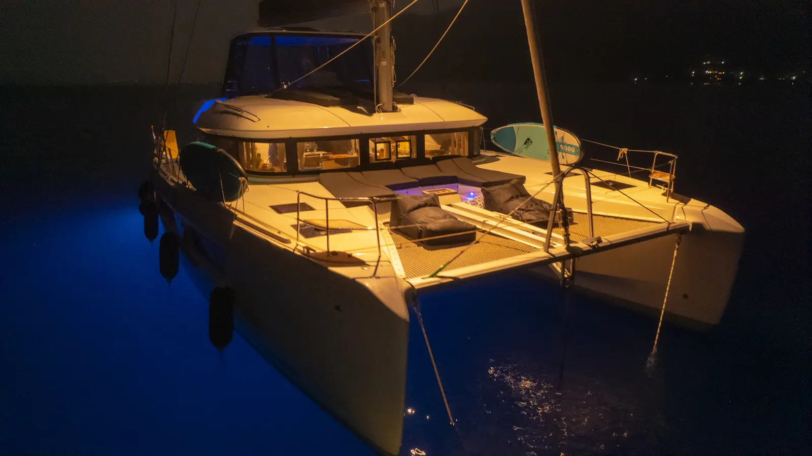 AEGEUS (A/C, Gen, W.Maker, Teak cockpit, underwater lights), photograph 13