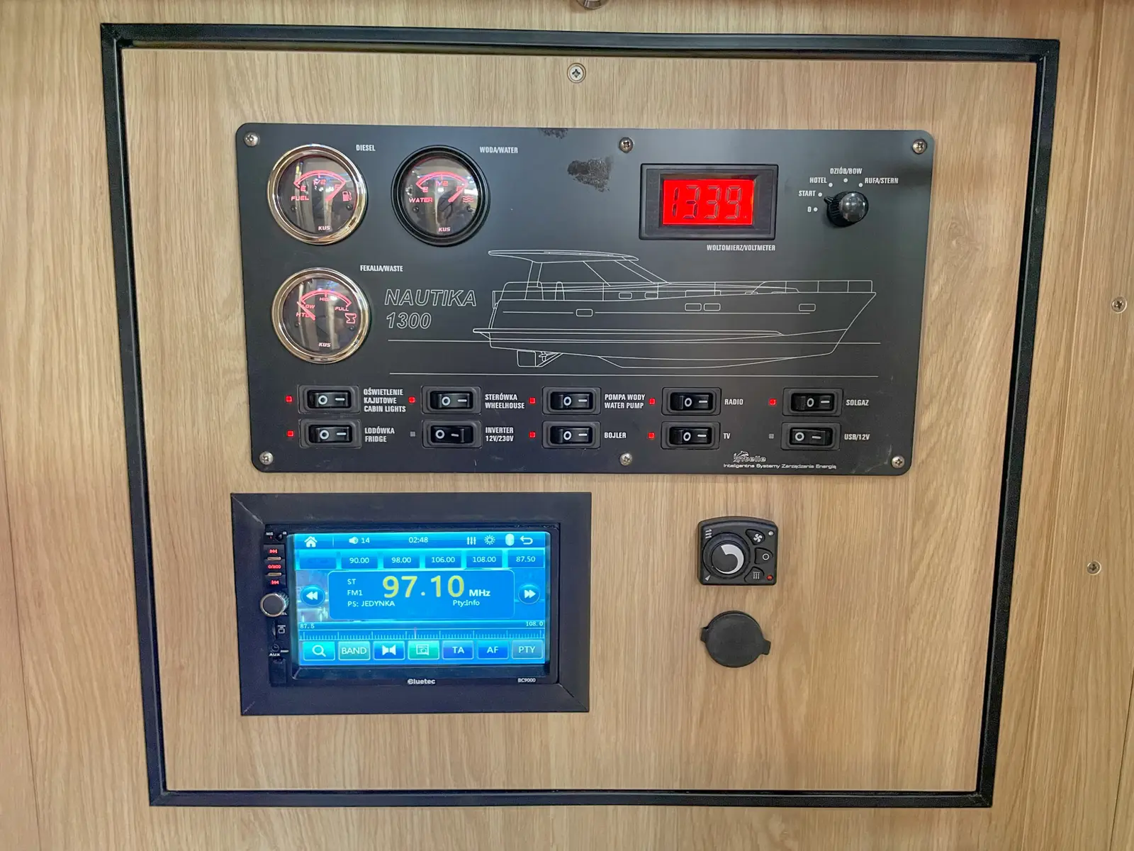 Nautika 1300 Royal, foto 40