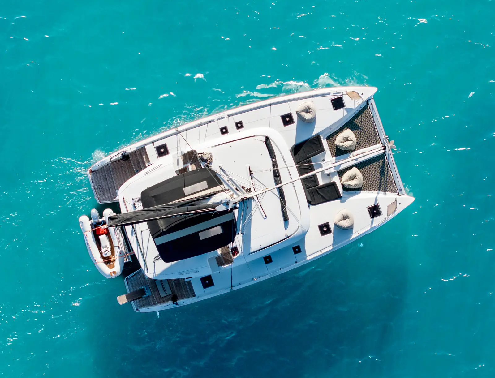 GALAXY (air condition, generator, water maker) _Skippered Only_, photograph 13
