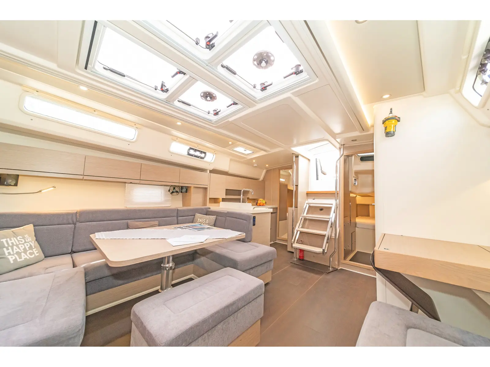 Meraki of London, Interior image