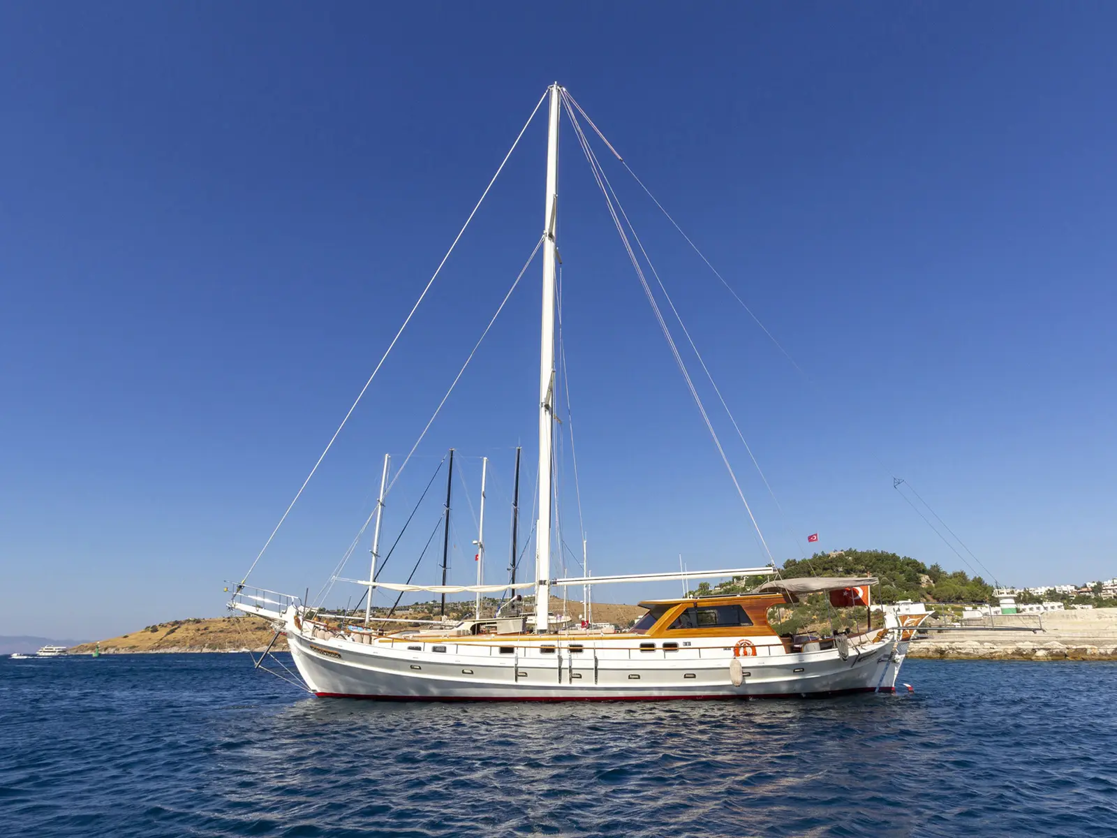 Murvet Hanim, Main image
