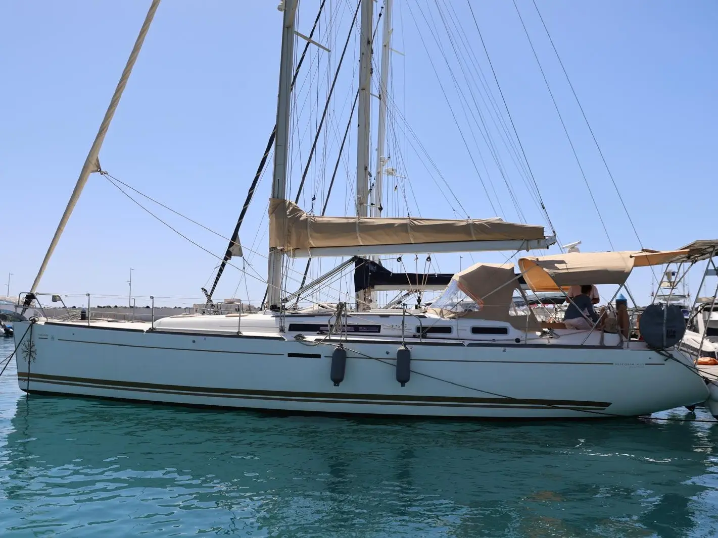 Keep Sailing VIII, Main image