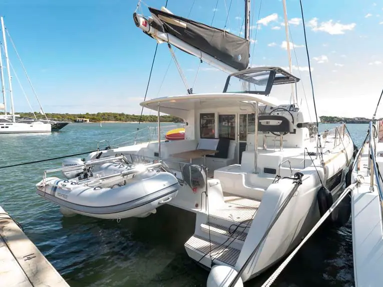 Laurelli, Main image