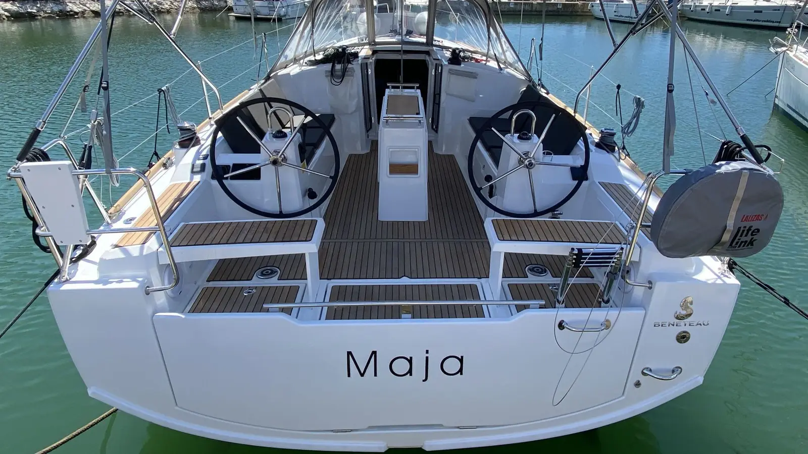 Maja, photograph 23
