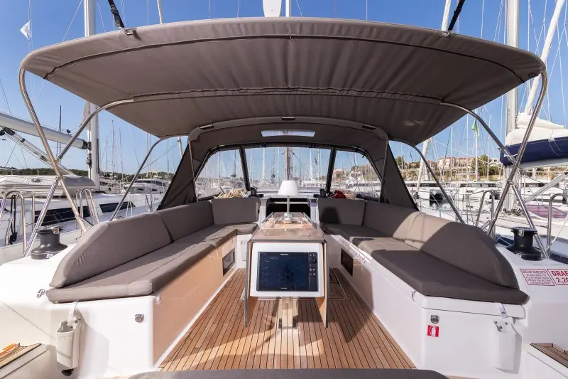 Vita, Dufour 530