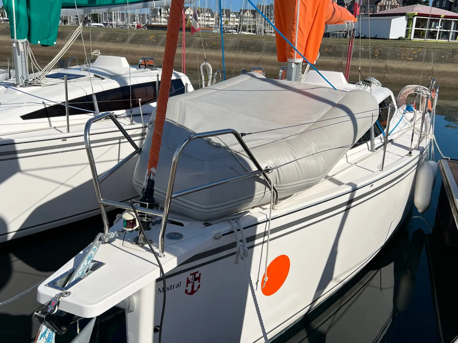 Mistral, Maxus 26 Standard