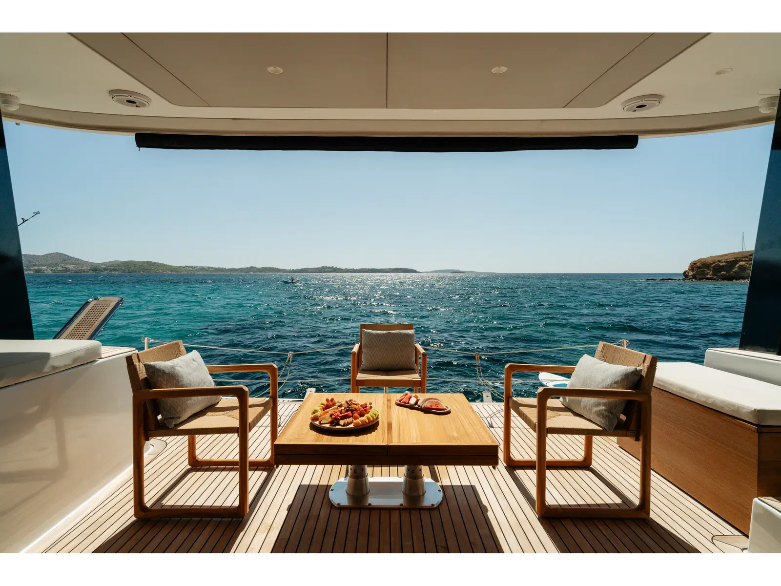Premium, Interior image