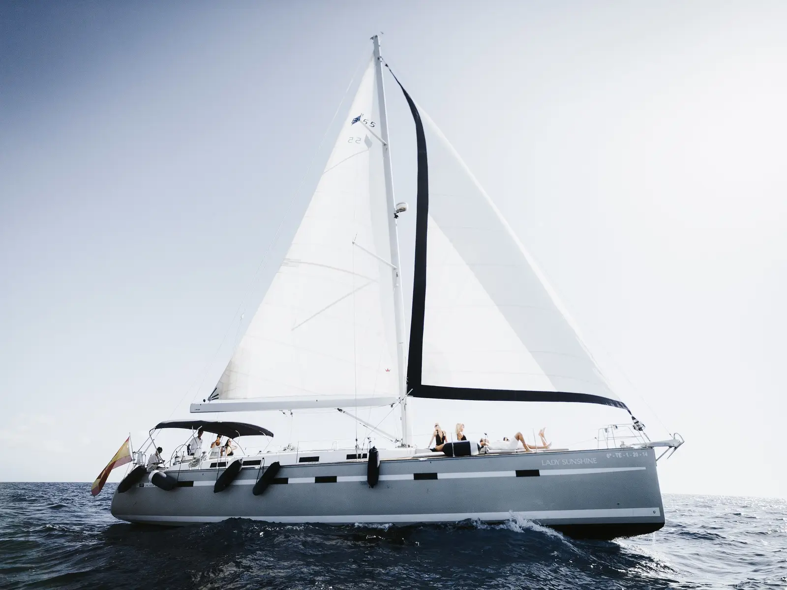 Lady Sunshine , Main image