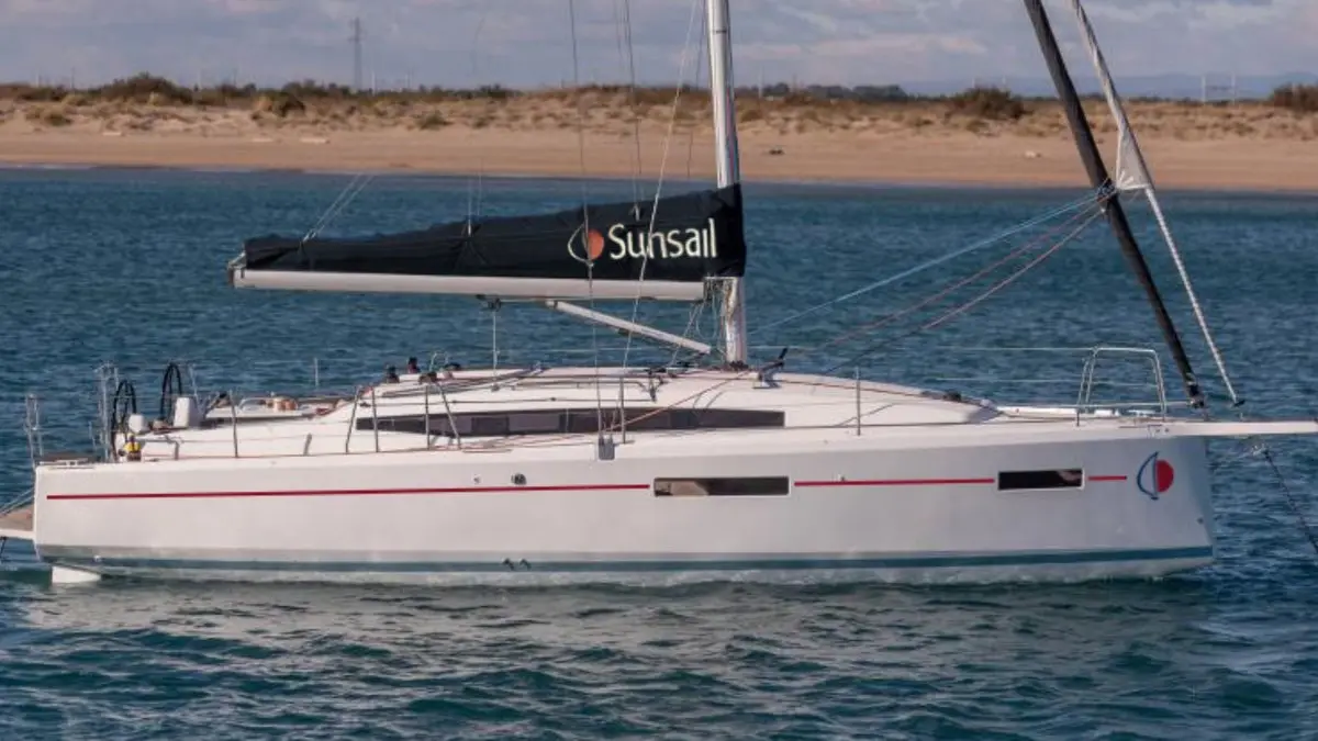 Sunsail 38.0 Classic, photograph 5