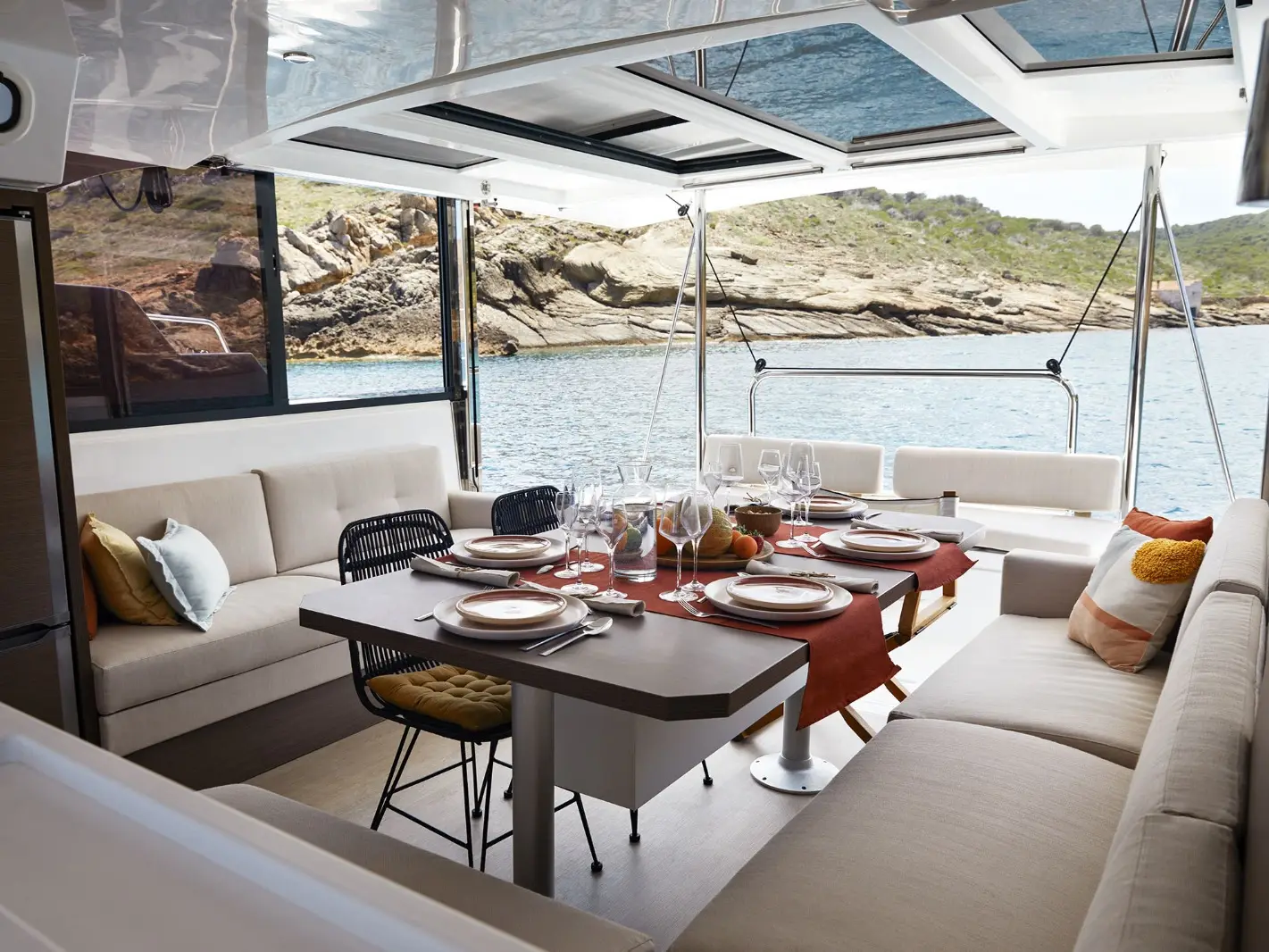 Diamant Tropical, Interior image