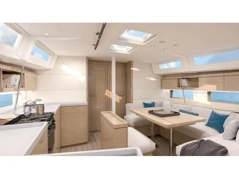 LFK-461, Interior image