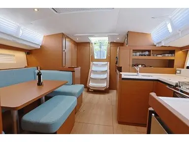 Te Amo, Interior image
