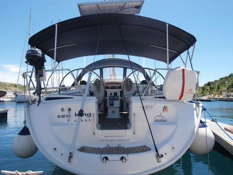 Sea King, exterior