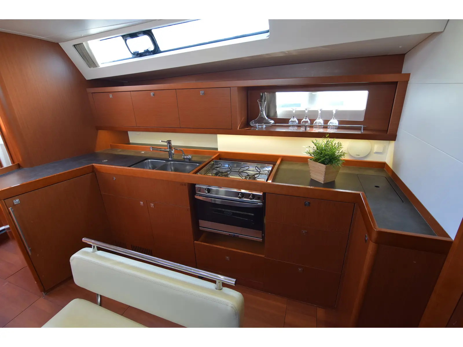 Semiramis (Refit 2021), Interior image