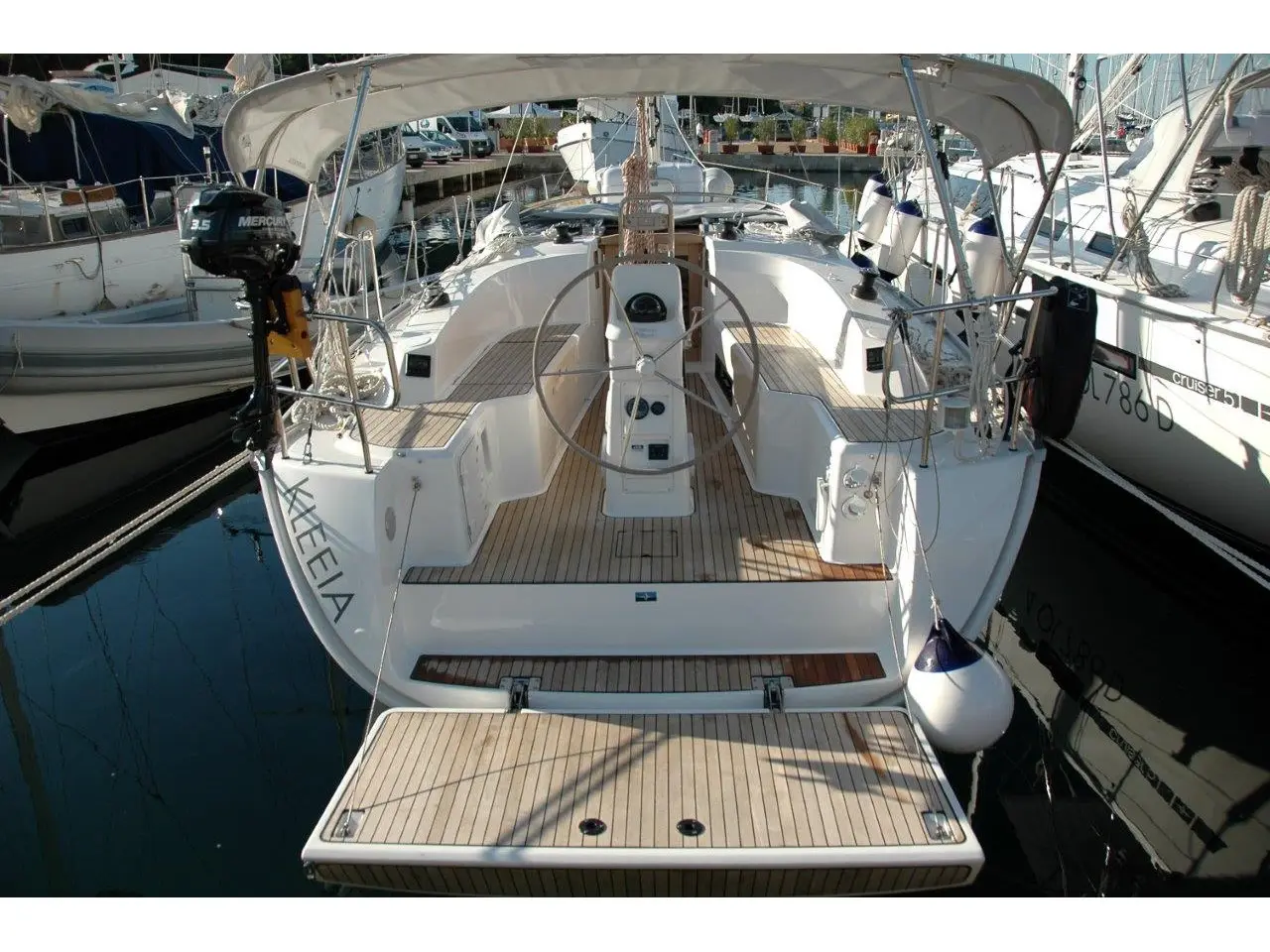 Kleeia, Bavaria Cruiser 33