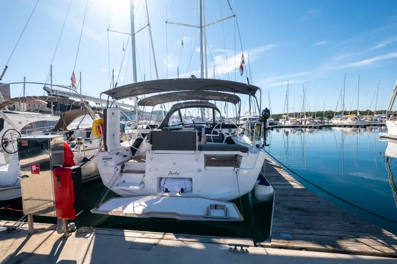 Anita, Dufour 41