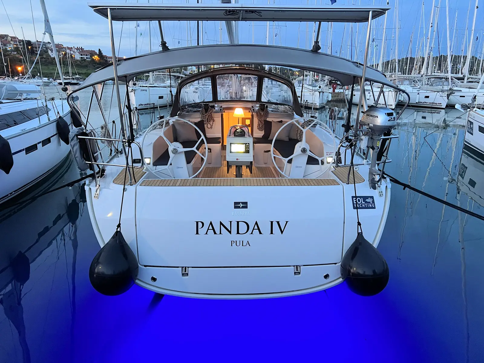 Panda IV, Main image