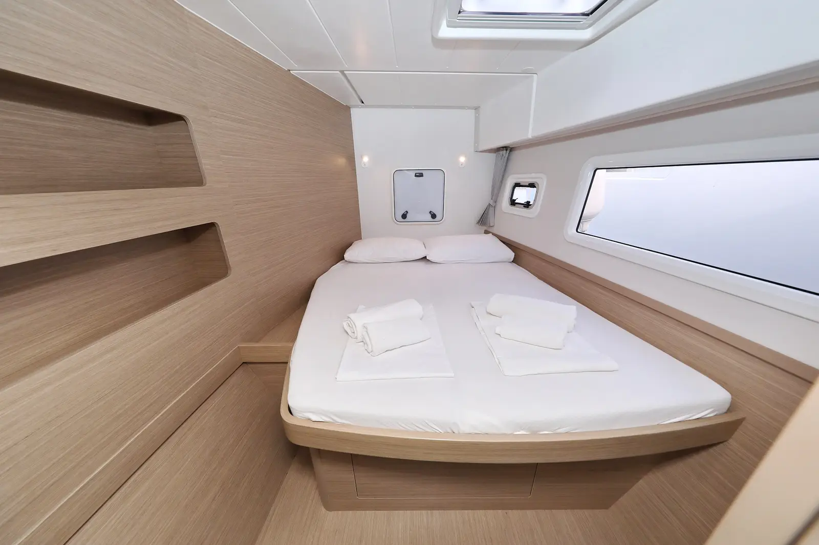 ZARA, photograph 35