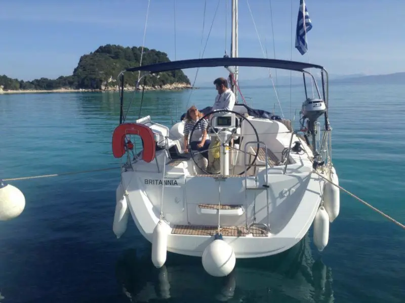 Britannia, Sun Odyssey 33i