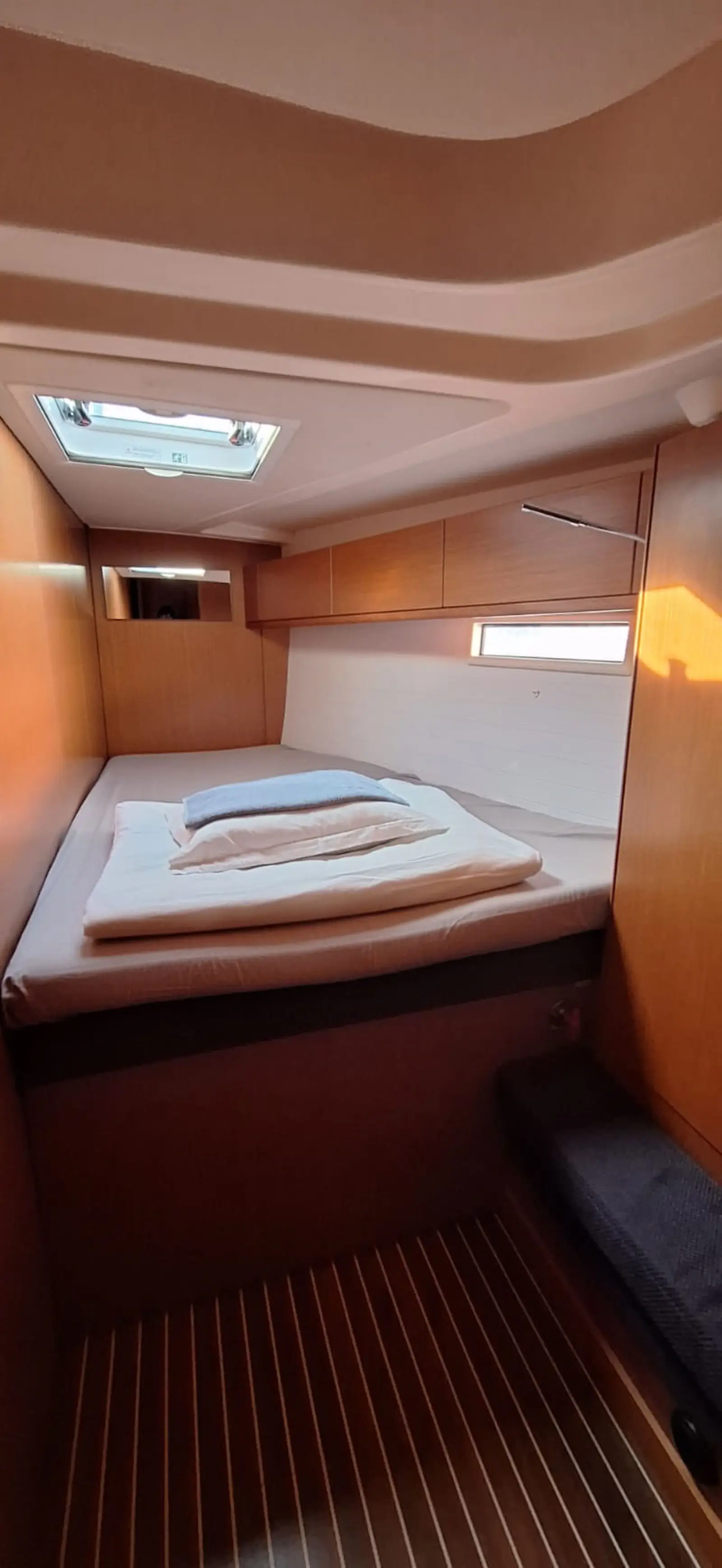 Ivolga, photograph 6