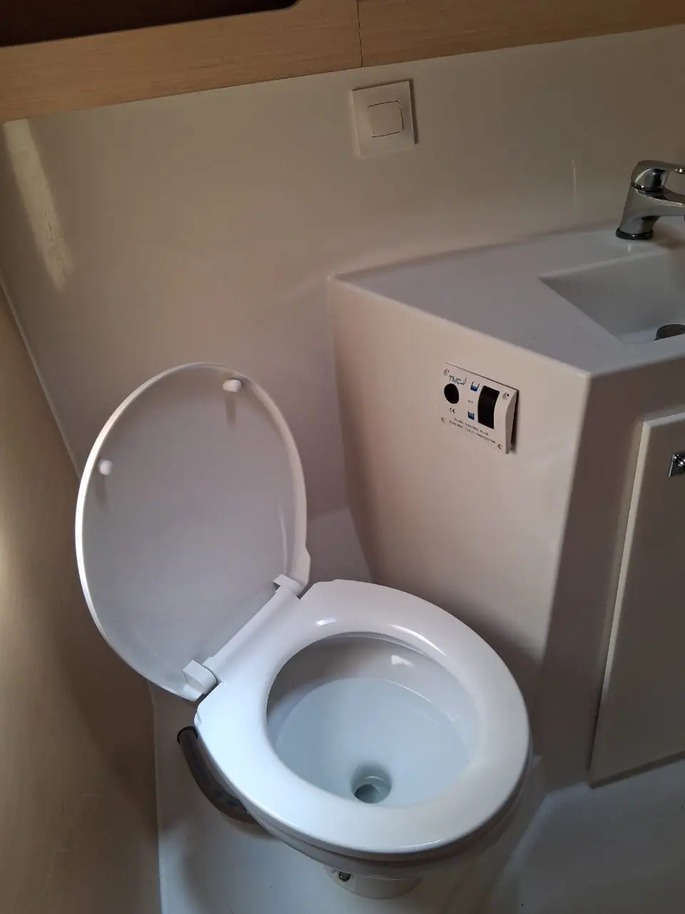 Martine, Toilet 2